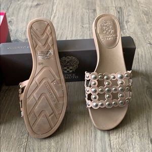 Vince Camuto slides